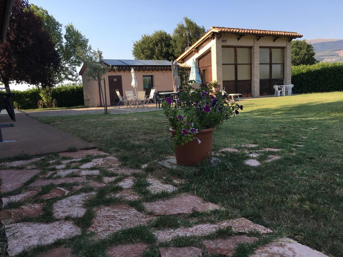 Penzion Le Ghiande Spello Exteriér fotografie