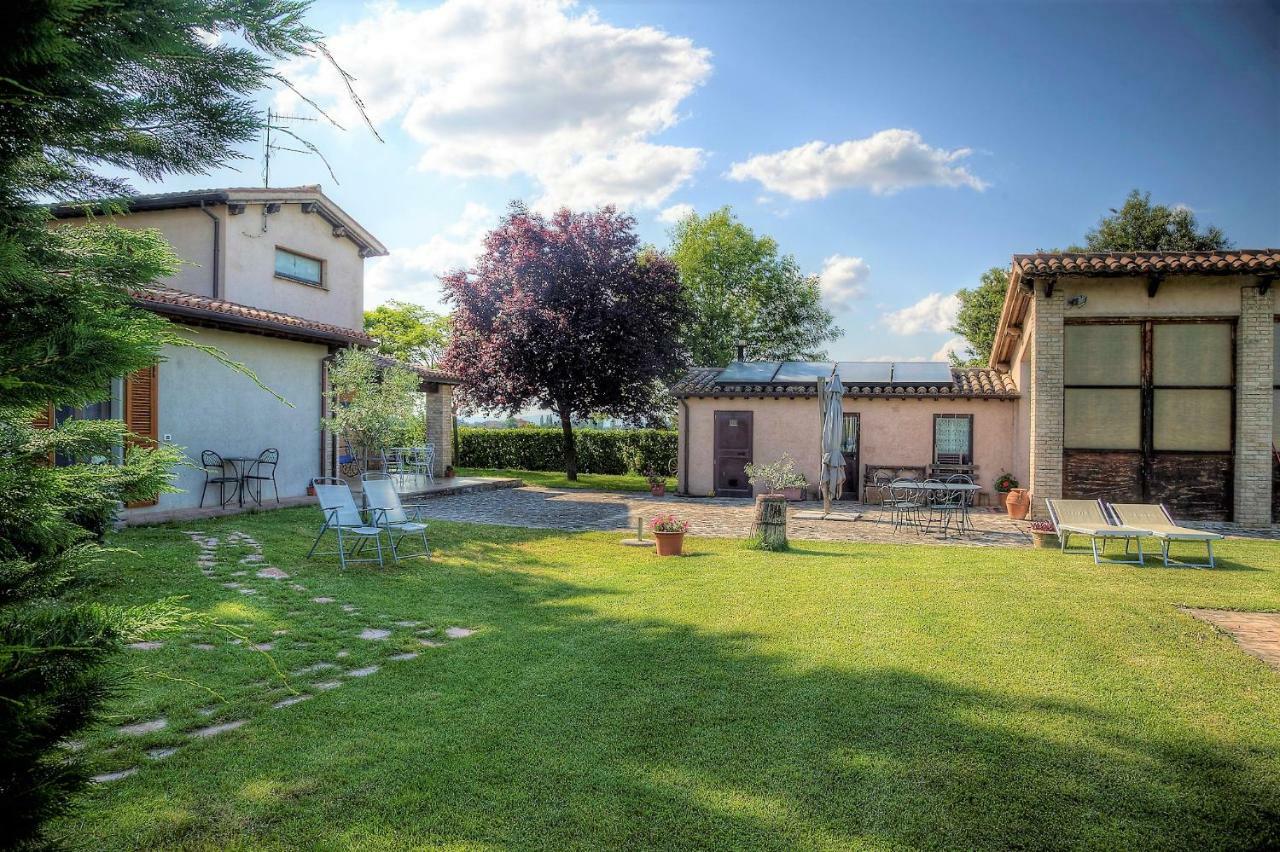 Penzion Le Ghiande Spello Exteriér fotografie