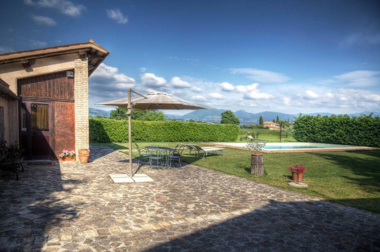 Penzion Le Ghiande Spello Exteriér fotografie