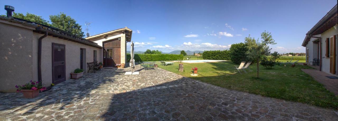 Penzion Le Ghiande Spello Exteriér fotografie